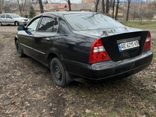 Черный Чери Истар, объемом двигателя 2.4 л и пробегом 400 тыс. км за 1650 $, фото 3 на Automoto.ua