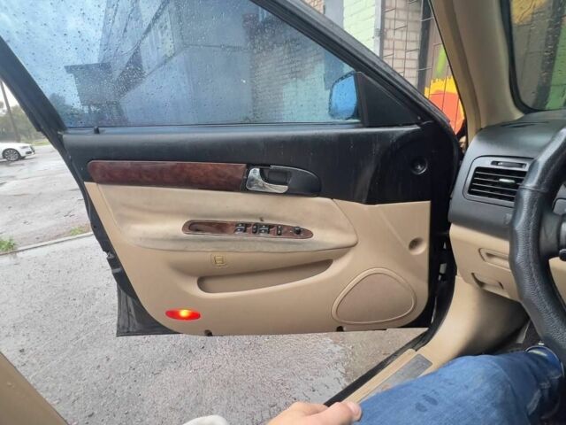 Черный Чери Истар, объемом двигателя 2 л и пробегом 283 тыс. км за 1100 $, фото 4 на Automoto.ua