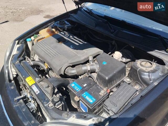 Черный Чери Истар, объемом двигателя 1.97 л и пробегом 59 тыс. км за 4000 $, фото 36 на Automoto.ua