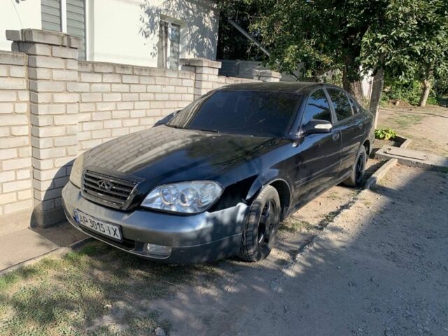 Чорний Чері Істар, об'ємом двигуна 2 л та пробігом 203 тис. км за 2200 $, фото 5 на Automoto.ua