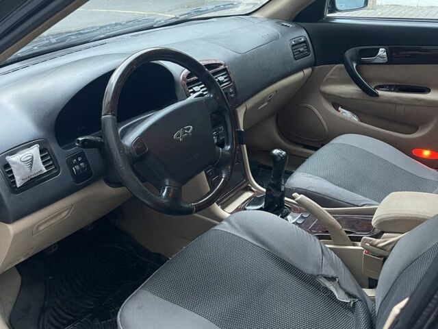 Черный Чери Истар, объемом двигателя 2 л и пробегом 106 тыс. км за 2800 $, фото 5 на Automoto.ua