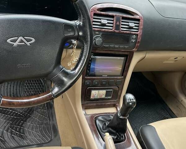 Черный Чери Истар, объемом двигателя 2 л и пробегом 116 тыс. км за 3200 $, фото 6 на Automoto.ua