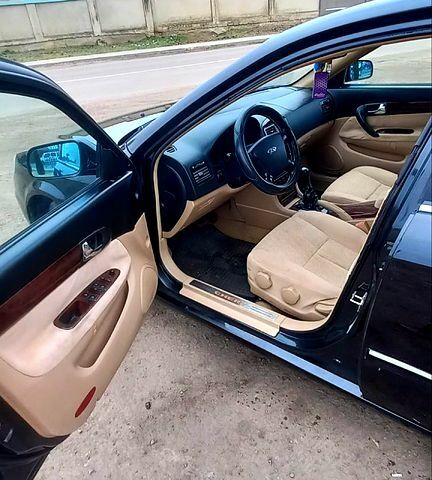 Черный Чери Истар, объемом двигателя 2 л и пробегом 160 тыс. км за 2700 $, фото 6 на Automoto.ua