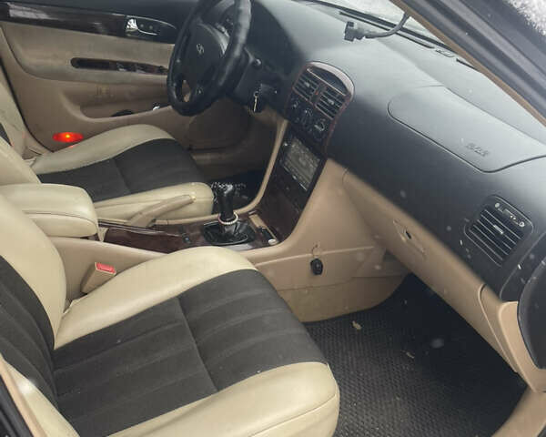 Черный Чери Истар, объемом двигателя 1.97 л и пробегом 174 тыс. км за 2000 $, фото 3 на Automoto.ua