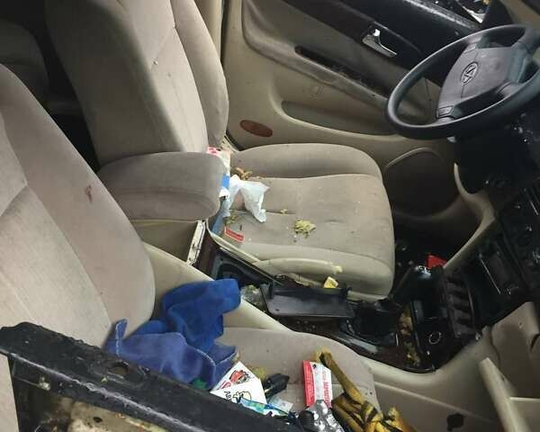 Чері Істар 2005 у Павлограде на Automoto.ua Сірий Чері Істар, об'ємом двигуна 2 л та пробігом 170 тис. км за 1400 $, фото 2 на Automoto.ua