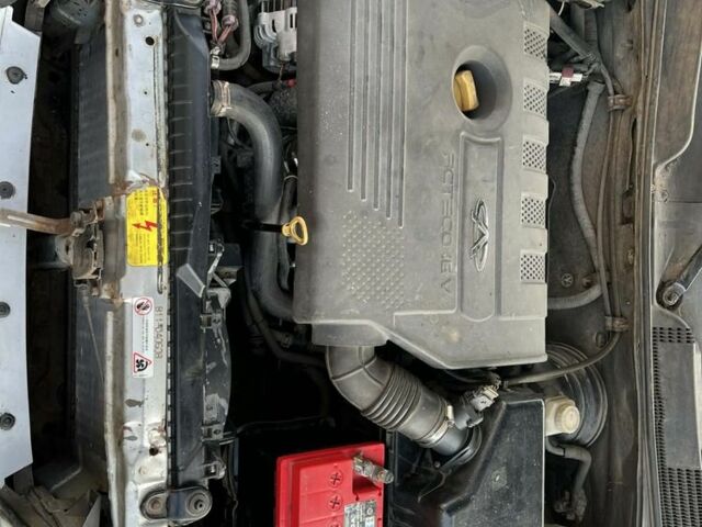 Серый Чери Истар, объемом двигателя 2 л и пробегом 260 тыс. км за 1500 $, фото 6 на Automoto.ua