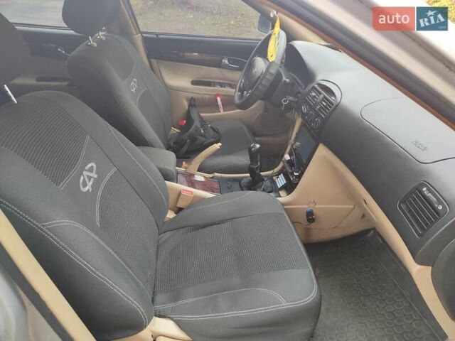 Сірий Чері Істар, об'ємом двигуна 2 л та пробігом 160 тис. км за 2500 $, фото 16 на Automoto.ua