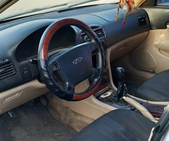 Серый Чери Истар, объемом двигателя 2 л и пробегом 238 тыс. км за 1531 $, фото 5 на Automoto.ua