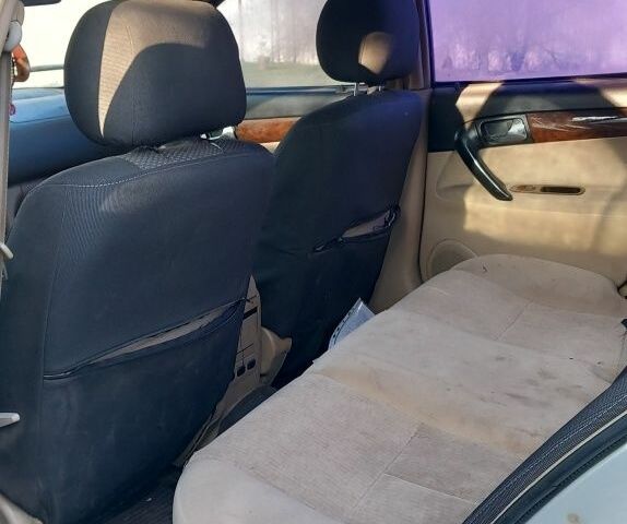 Серый Чери Истар, объемом двигателя 2 л и пробегом 238 тыс. км за 1531 $, фото 10 на Automoto.ua