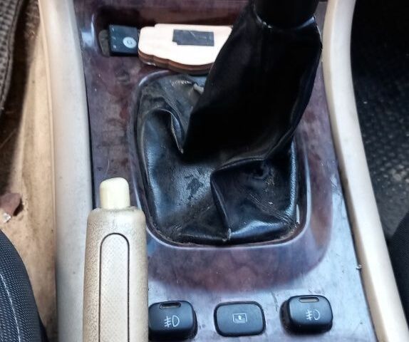 Серый Чери Истар, объемом двигателя 2 л и пробегом 238 тыс. км за 1531 $, фото 7 на Automoto.ua