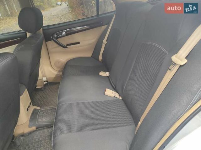 Сірий Чері Істар, об'ємом двигуна 2 л та пробігом 160 тис. км за 2500 $, фото 12 на Automoto.ua