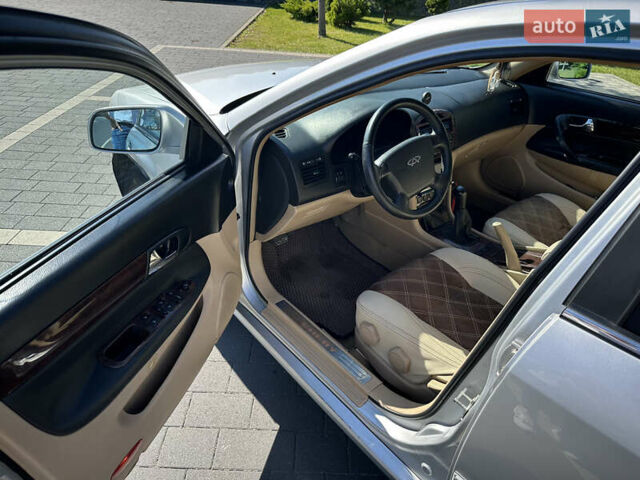 Серый Чери Истар, объемом двигателя 1.97 л и пробегом 170 тыс. км за 3500 $, фото 3 на Automoto.ua