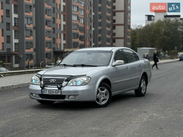 Сірий Чері Істар, об'ємом двигуна 2 л та пробігом 200 тис. км за 1950 $, фото 4 на Automoto.ua