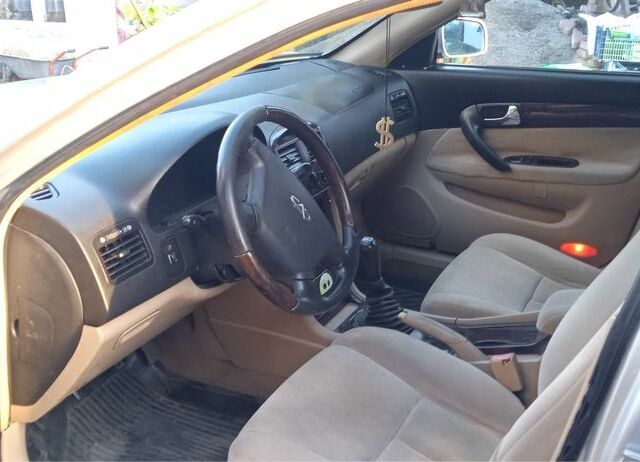 Серый Чери Истар, объемом двигателя 2 л и пробегом 270 тыс. км за 2593 $, фото 4 на Automoto.ua