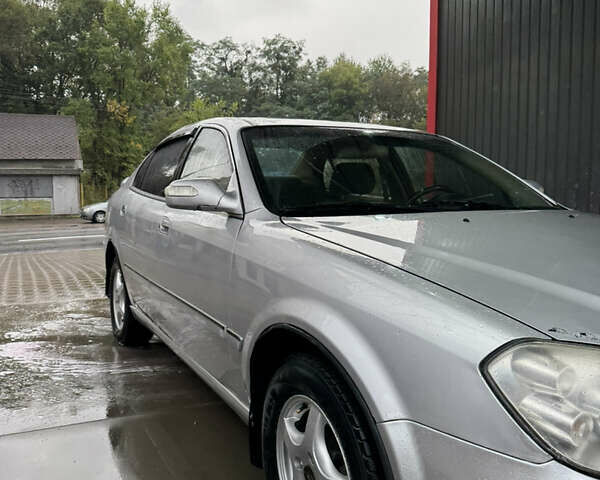 Сірий Чері Істар, об'ємом двигуна 2 л та пробігом 205 тис. км за 2000 $, фото 1 на Automoto.ua