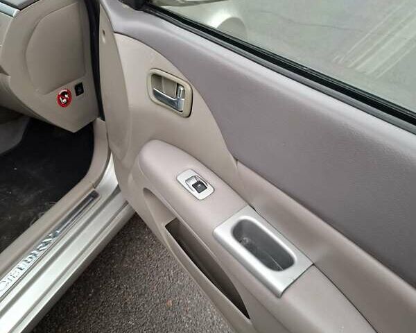 Бежевый Чери Элара, объемом двигателя 1.97 л и пробегом 212 тыс. км за 2499 $, фото 6 на Automoto.ua