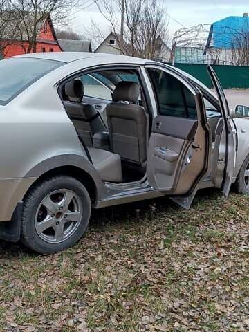 Бежевый Чери Элара, объемом двигателя 1.97 л и пробегом 297 тыс. км за 1800 $, фото 3 на Automoto.ua