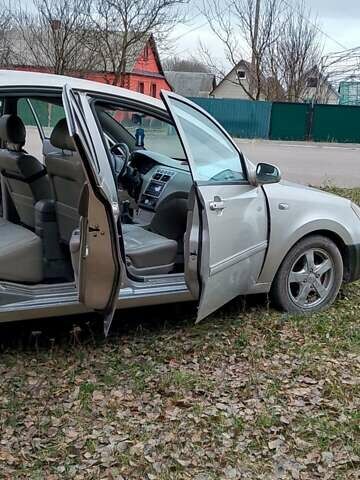 Бежевый Чери Элара, объемом двигателя 1.97 л и пробегом 297 тыс. км за 1800 $, фото 5 на Automoto.ua