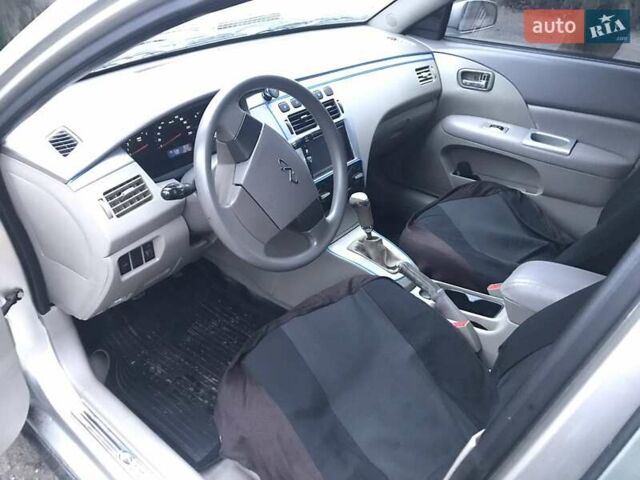 Бежевый Чери Элара, объемом двигателя 1.97 л и пробегом 120 тыс. км за 2300 $, фото 8 на Automoto.ua