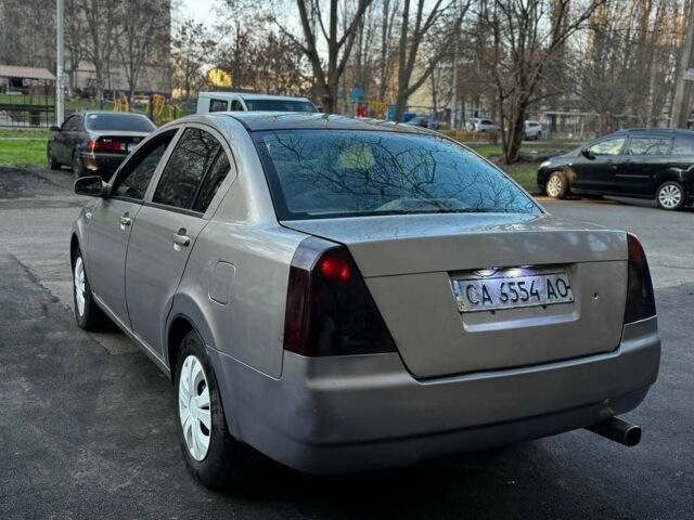 Бежевый Чери Элара, объемом двигателя 2 л и пробегом 230 тыс. км за 1500 $, фото 4 на Automoto.ua