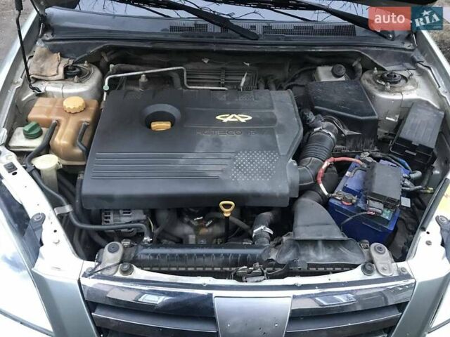 Бежевый Чери Элара, объемом двигателя 1.97 л и пробегом 120 тыс. км за 2300 $, фото 3 на Automoto.ua