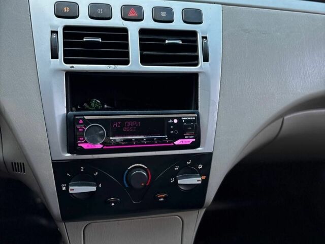 Бежевый Чери Элара, объемом двигателя 2 л и пробегом 230 тыс. км за 1500 $, фото 7 на Automoto.ua