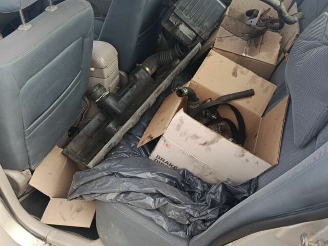 Бежевый Чери Элара, объемом двигателя 2 л и пробегом 100 тыс. км за 790 $, фото 4 на Automoto.ua