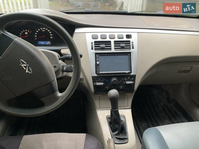 Бежевий Чері Елара, об'ємом двигуна 1.97 л та пробігом 300 тис. км за 2400 $, фото 8 на Automoto.ua