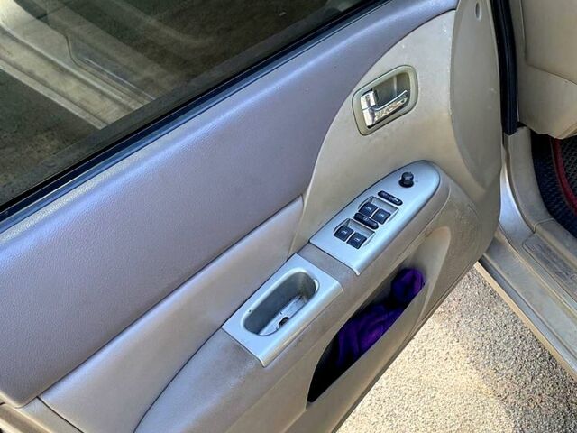 Бежевый Чери Элара, объемом двигателя 2 л и пробегом 198 тыс. км за 2888 $, фото 8 на Automoto.ua