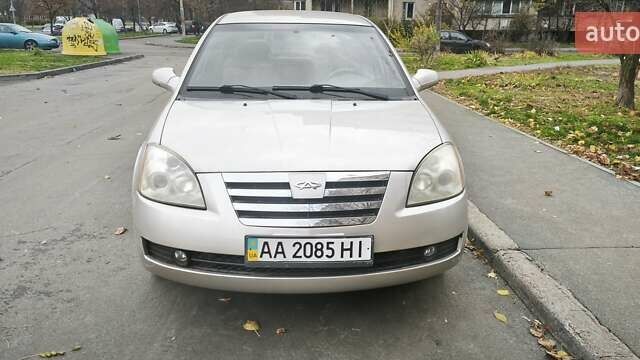 Бежевий Чері Елара, об'ємом двигуна 1.97 л та пробігом 96 тис. км за 2350 $, фото 2 на Automoto.ua