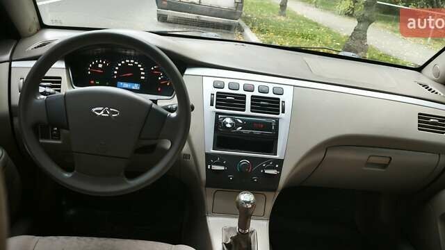 Бежевий Чері Елара, об'ємом двигуна 1.97 л та пробігом 96 тис. км за 2500 $, фото 13 на Automoto.ua