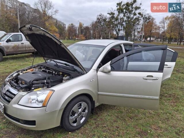 Бежевый Чери Элара, объемом двигателя 1.97 л и пробегом 95 тыс. км за 3700 $, фото 10 на Automoto.ua