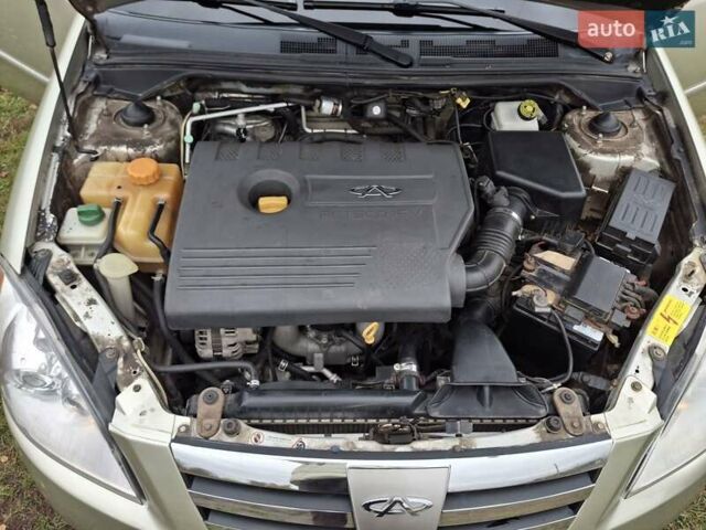 Бежевый Чери Элара, объемом двигателя 1.97 л и пробегом 95 тыс. км за 3700 $, фото 9 на Automoto.ua