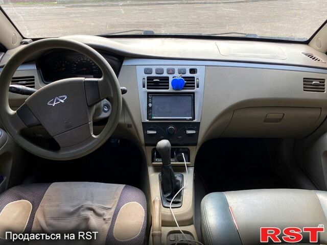 Бежевый Чери Элара, объемом двигателя 2 л и пробегом 198 тыс. км за 2888 $, фото 5 на Automoto.ua