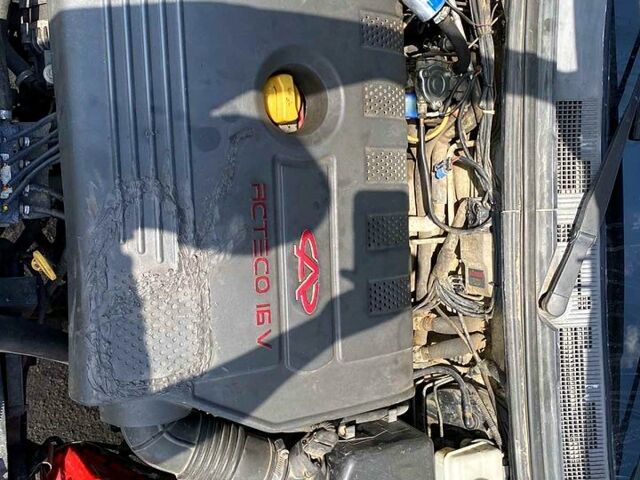 Бежевый Чери Элара, объемом двигателя 2 л и пробегом 198 тыс. км за 2888 $, фото 9 на Automoto.ua