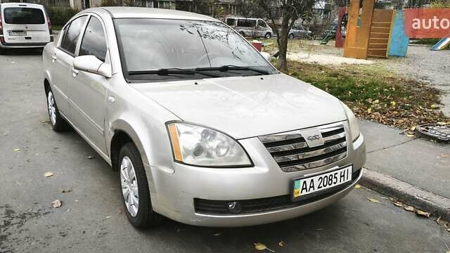 Бежевий Чері Елара, об'ємом двигуна 1.97 л та пробігом 96 тис. км за 2500 $, фото 5 на Automoto.ua