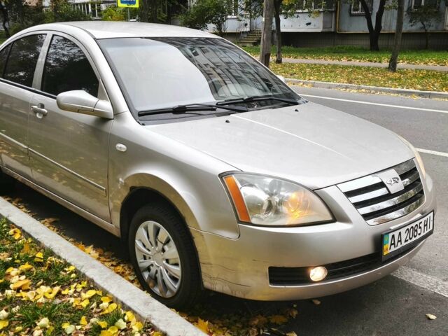 Бежевий Чері Елара, об'ємом двигуна 2 л та пробігом 96 тис. км за 2600 $, фото 6 на Automoto.ua