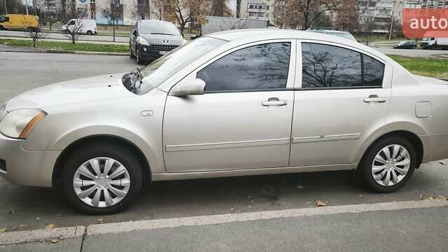Бежевий Чері Елара, об'ємом двигуна 1.97 л та пробігом 96 тис. км за 2350 $, фото 3 на Automoto.ua