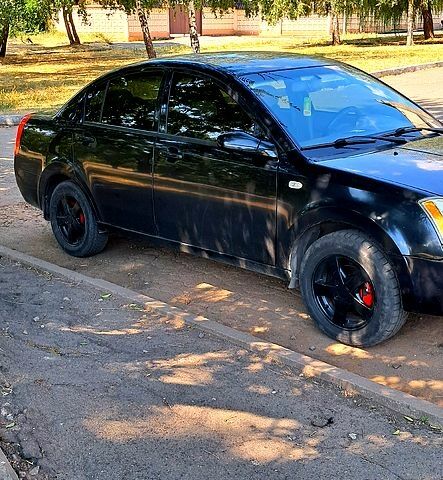 Чорний Чері Елара, об'ємом двигуна 2 л та пробігом 200 тис. км за 2500 $, фото 3 на Automoto.ua