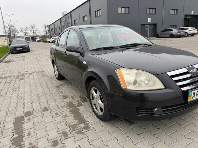 Черный Чери Элара, объемом двигателя 2 л и пробегом 177 тыс. км за 2400 $, фото 6 на Automoto.ua