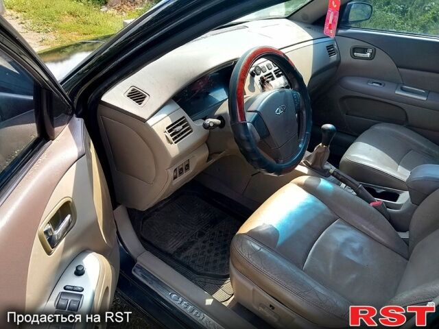 Черный Чери Элара, объемом двигателя 2 л и пробегом 240 тыс. км за 2000 $, фото 4 на Automoto.ua