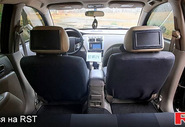 Чорний Чері Елара, об'ємом двигуна 2 л та пробігом 200 тис. км за 2500 $, фото 1 на Automoto.ua