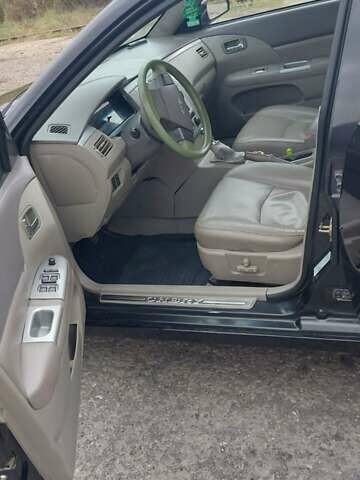 Чері Елара 2007 у Луцьку на Automoto.ua Чорний Чері Елара, об'ємом двигуна 1.97 л та пробігом 152 тис. км за 2500 $, фото 5 на Automoto.ua