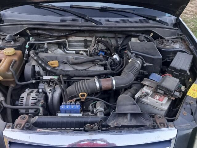 Черный Чери Элара, объемом двигателя 2 л и пробегом 213 тыс. км за 1500 $, фото 5 на Automoto.ua