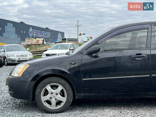 Черный Чери Элара, объемом двигателя 2 л и пробегом 172 тыс. км за 2990 $, фото 2 на Automoto.ua