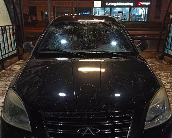 Чорний Чері Елара, об'ємом двигуна 1.5 л та пробігом 153 тис. км за 2600 $, фото 4 на Automoto.ua