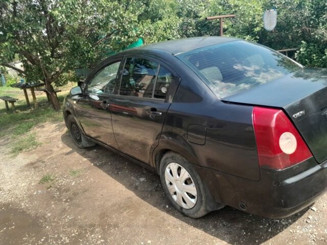 Красный Чери Элара, объемом двигателя 2 л и пробегом 3 тыс. км за 2500 $, фото 5 на Automoto.ua