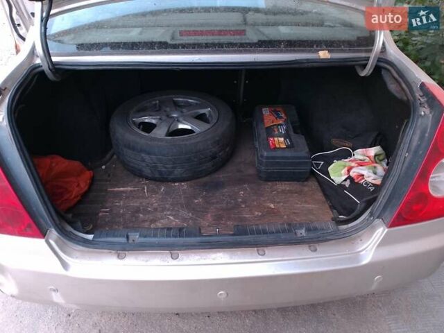 Чери Элара, объемом двигателя 1.97 л и пробегом 275 тыс. км за 600 $, фото 8 на Automoto.ua