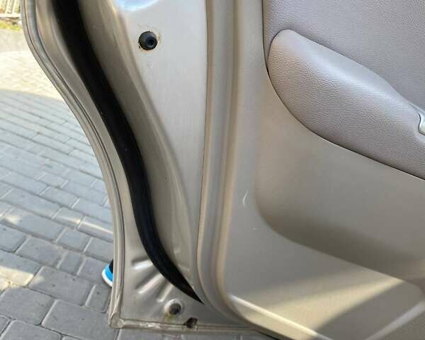 Чери Элара, объемом двигателя 1.97 л и пробегом 135 тыс. км за 3100 $, фото 11 на Automoto.ua