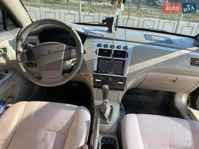 Чери Элара, объемом двигателя 1.97 л и пробегом 135 тыс. км за 3100 $, фото 2 на Automoto.ua